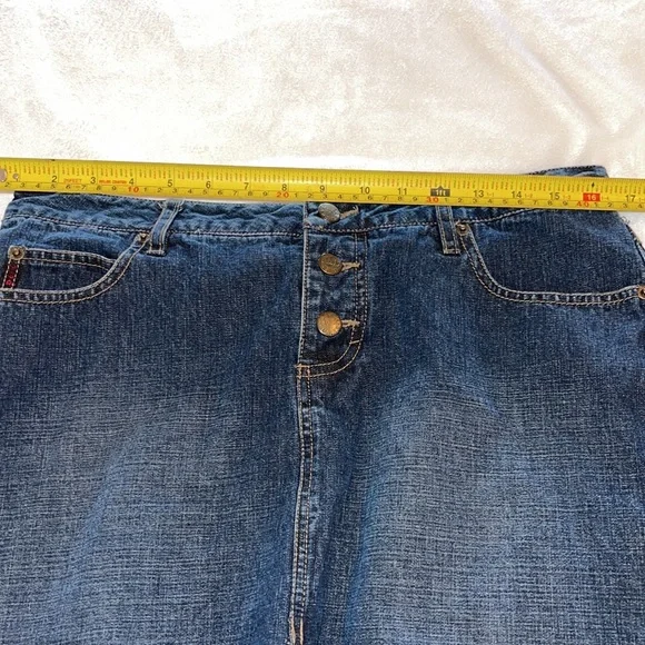Mudd Blue Denim Y2K Mini Skirt With 5 Pockets and Slit up the Front Size 11 - Picture 6 of 10